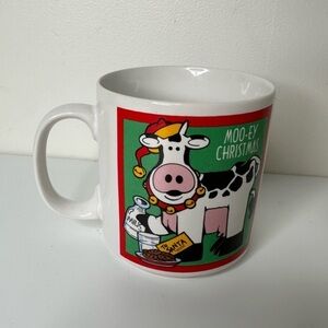 Vintage “Moo-ye Christmas “ mug by Papel Freelance